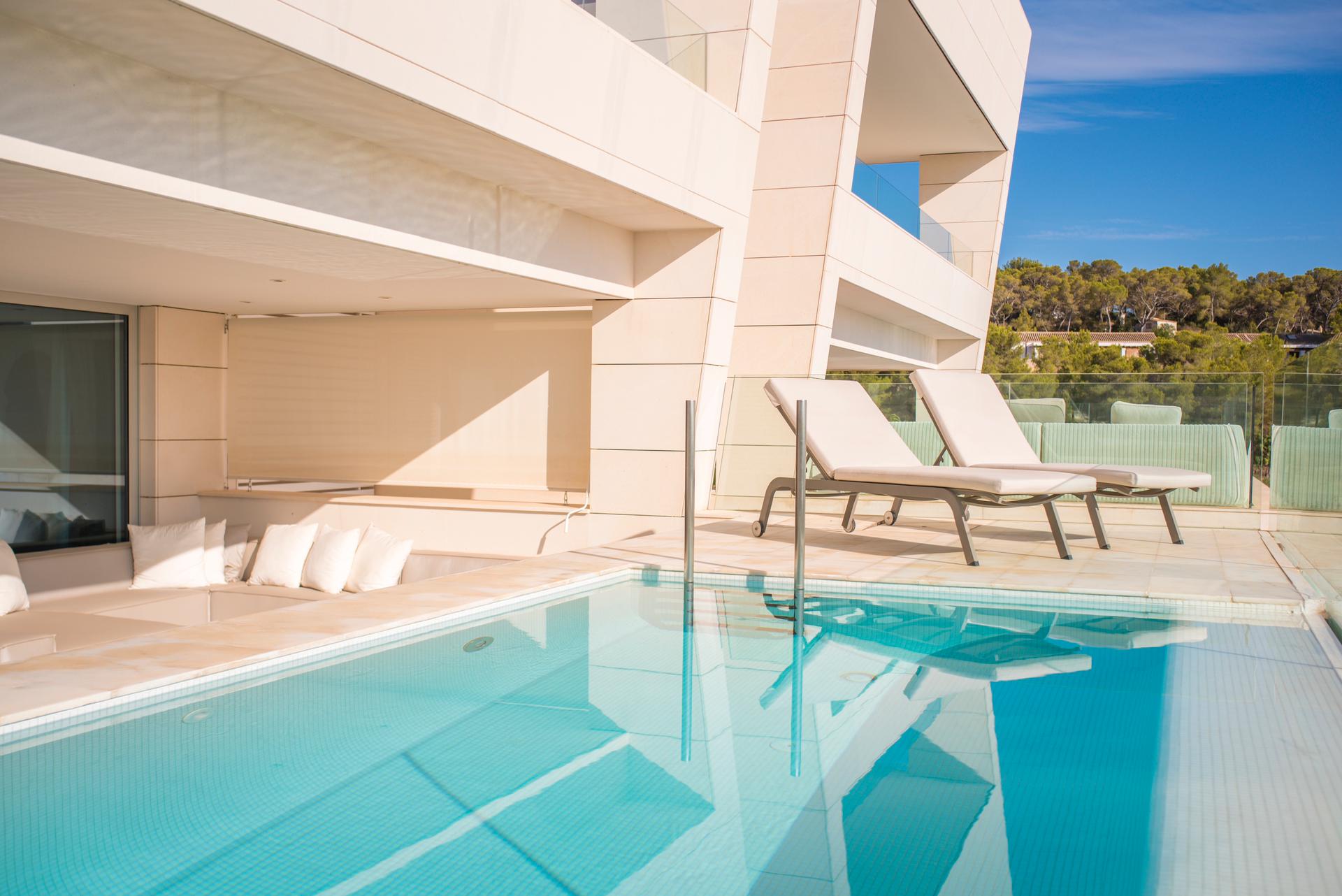 ES POUET DALT VILA VIEWS1