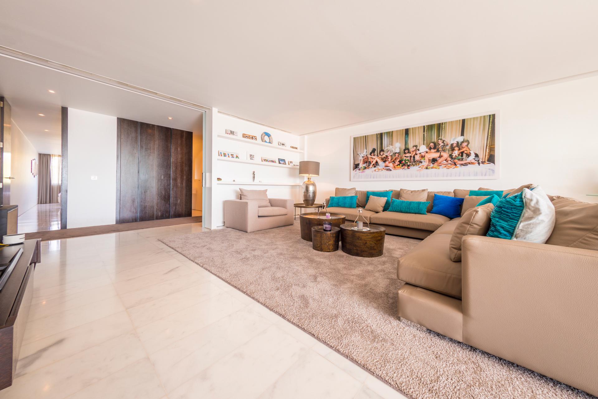 ES POUET DALT VILA VIEWS6