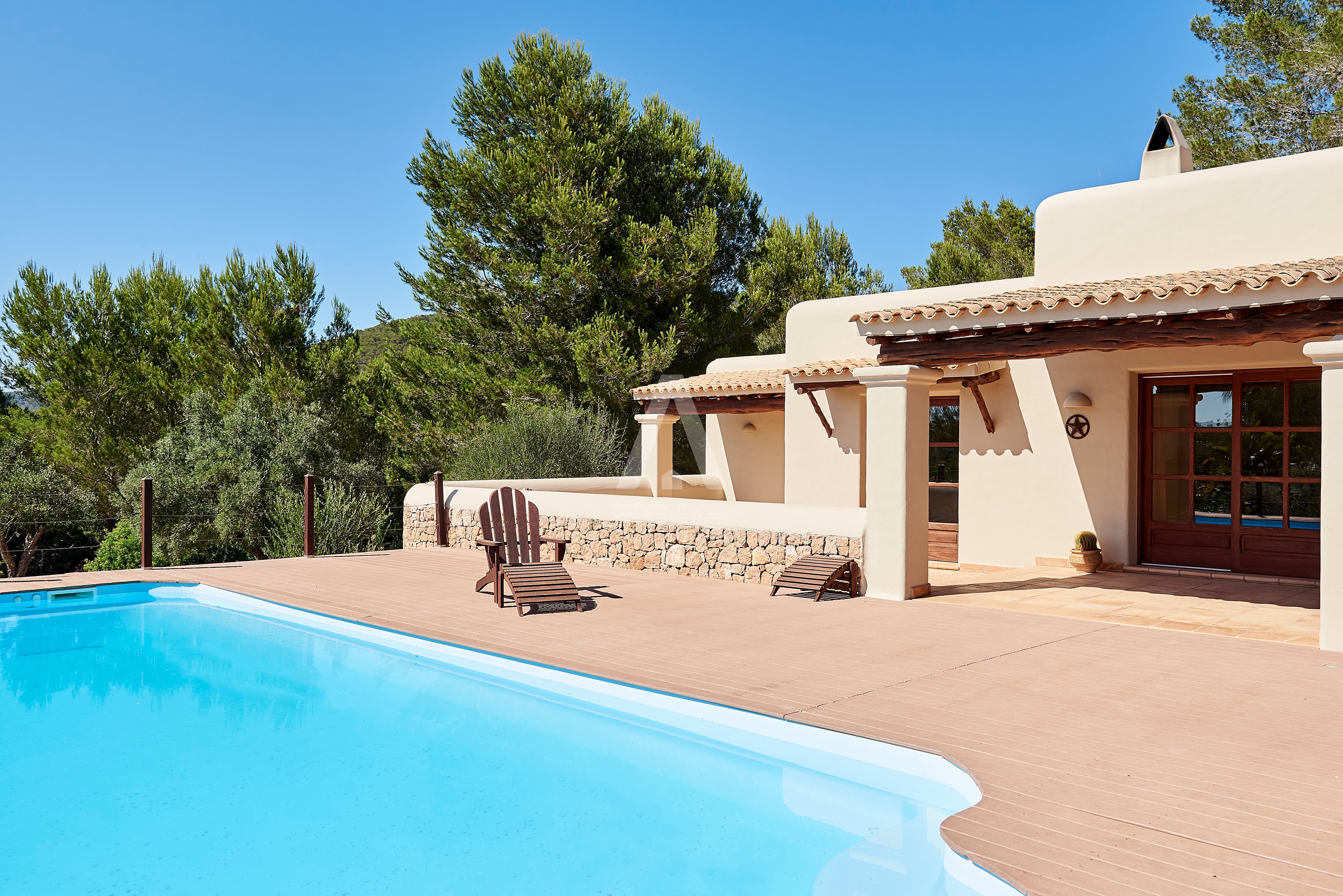 RESIZ_can-furnet_03_5000px