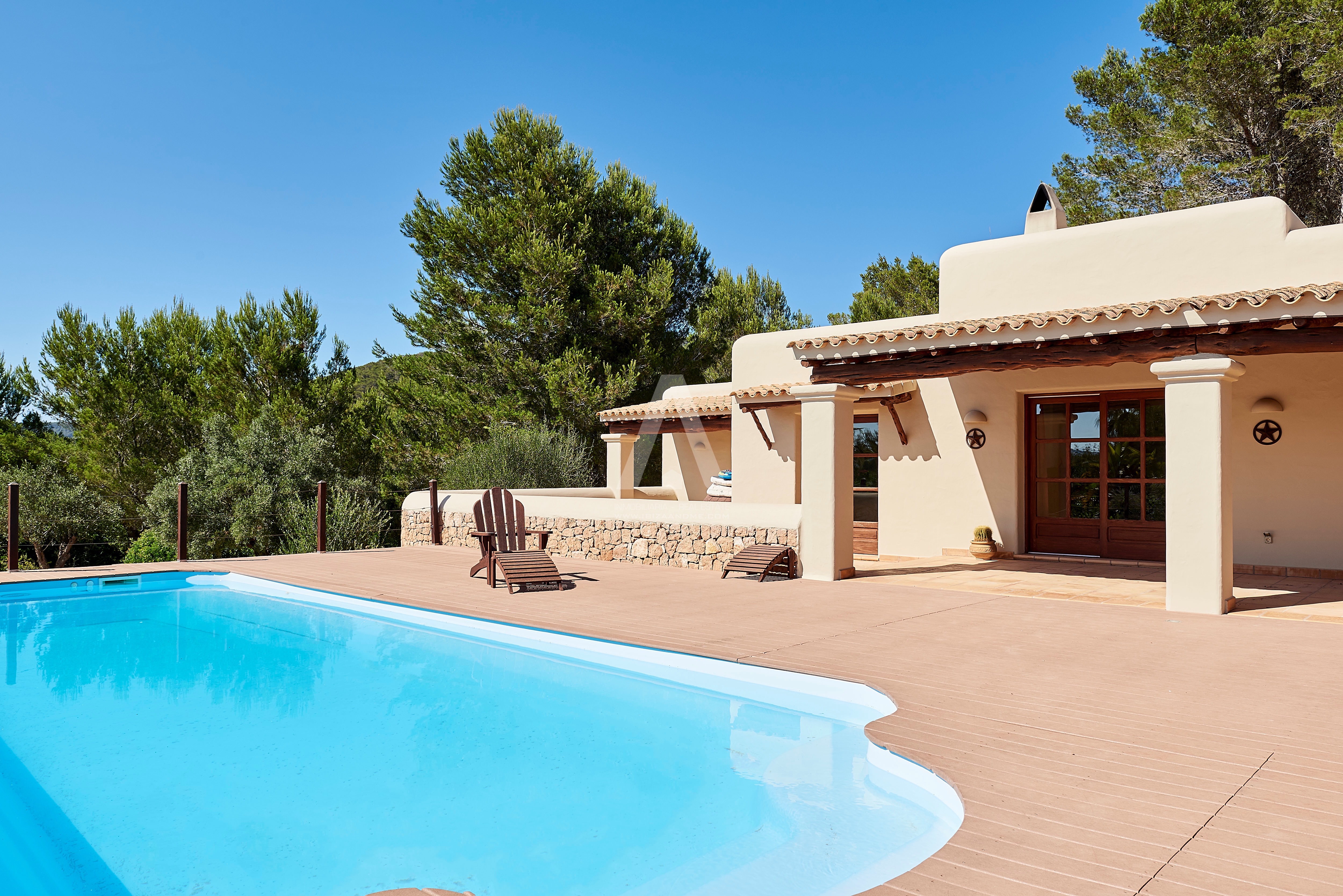 RESIZ_can-furnet_04_5000px