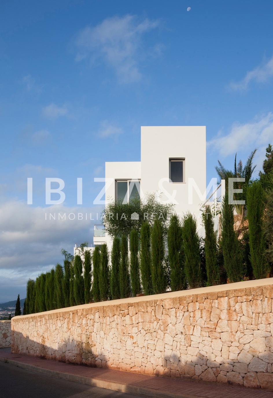 Ibiza's homes and gardens, october 2012.